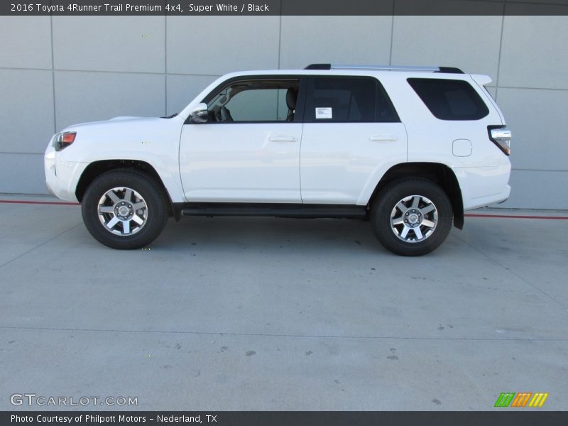 Super White / Black 2016 Toyota 4Runner Trail Premium 4x4