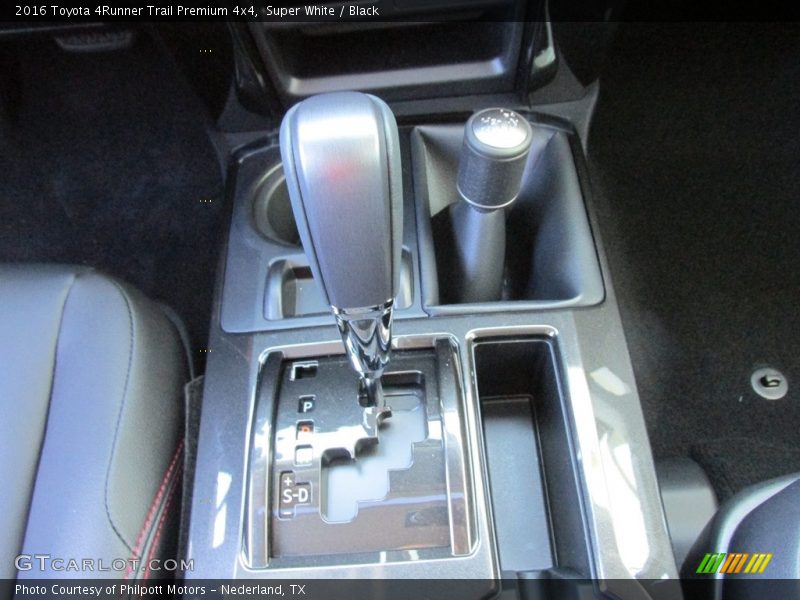Super White / Black 2016 Toyota 4Runner Trail Premium 4x4