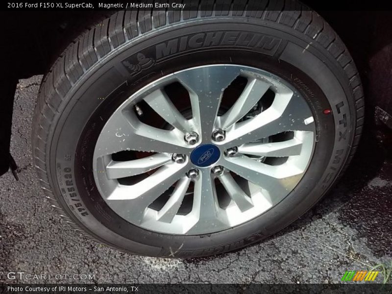 Magnetic / Medium Earth Gray 2016 Ford F150 XL SuperCab