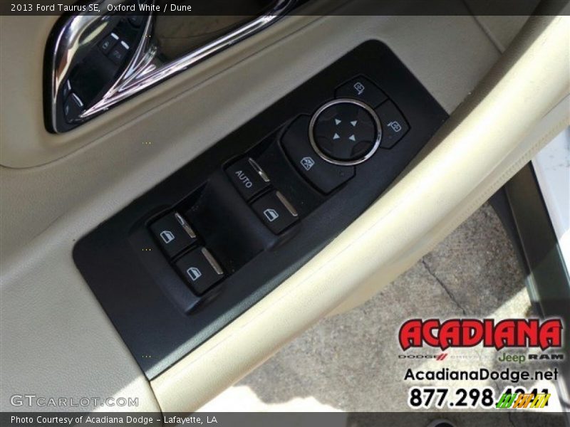 Oxford White / Dune 2013 Ford Taurus SE