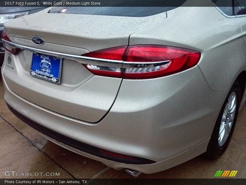 White Gold / Medium Light Stone 2017 Ford Fusion S