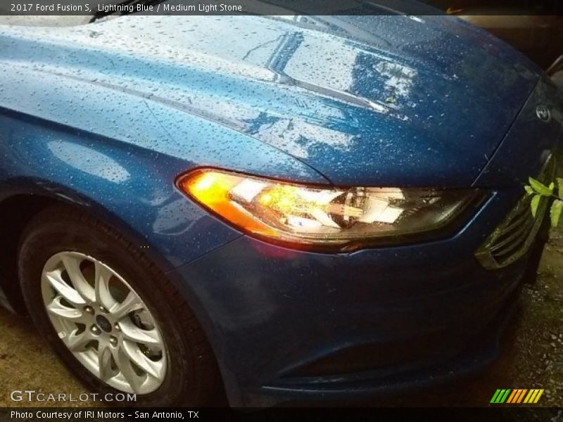 Lightning Blue / Medium Light Stone 2017 Ford Fusion S