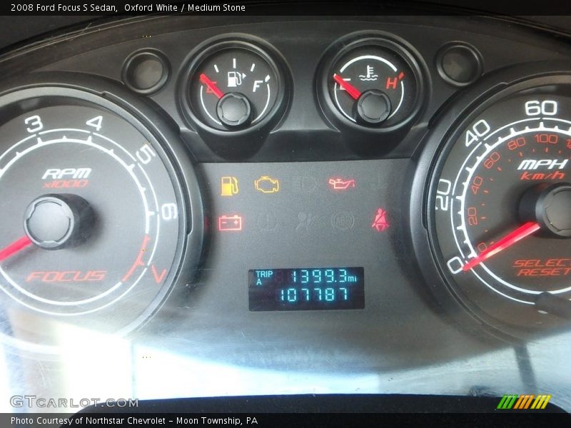 Oxford White / Medium Stone 2008 Ford Focus S Sedan