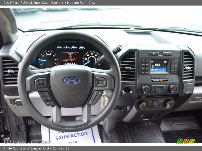 Magnetic / Medium Earth Gray 2016 Ford F150 XL SuperCab