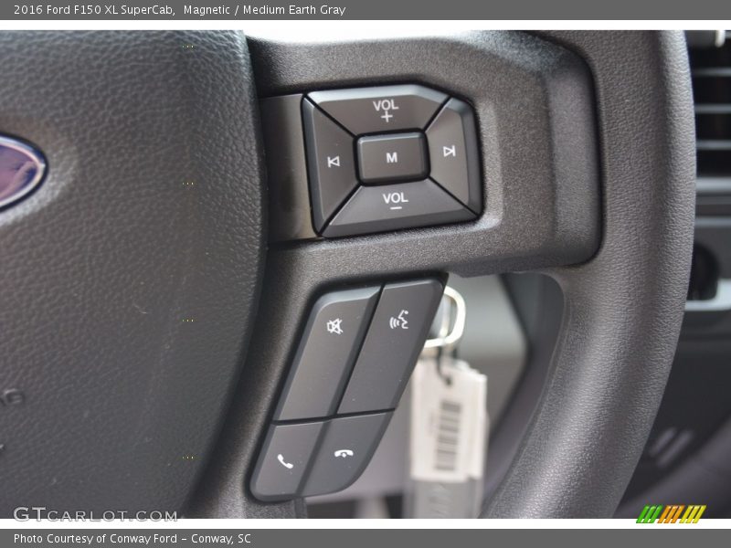 Magnetic / Medium Earth Gray 2016 Ford F150 XL SuperCab