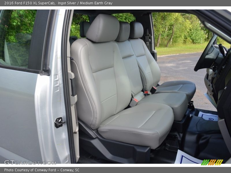 Ingot Silver / Medium Earth Gray 2016 Ford F150 XL SuperCab