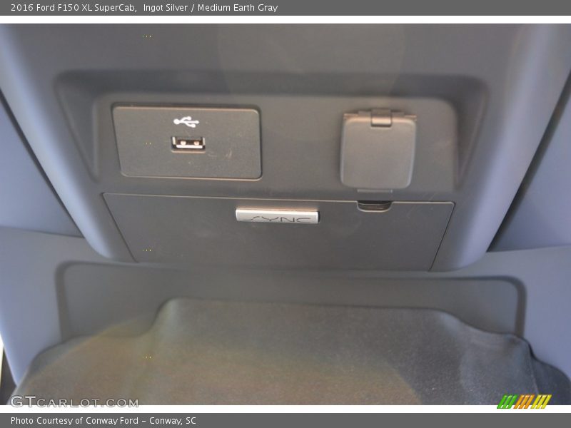 Ingot Silver / Medium Earth Gray 2016 Ford F150 XL SuperCab