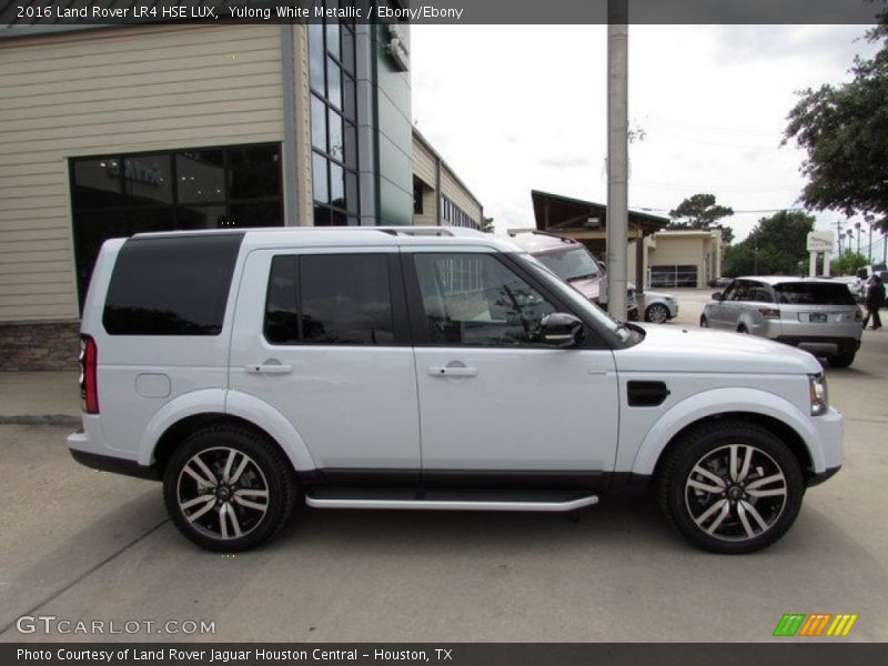 Yulong White Metallic / Ebony/Ebony 2016 Land Rover LR4 HSE LUX