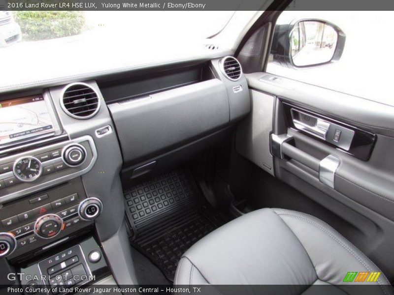 Yulong White Metallic / Ebony/Ebony 2016 Land Rover LR4 HSE LUX