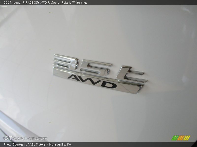 Polaris White / Jet 2017 Jaguar F-PACE 35t AWD R-Sport