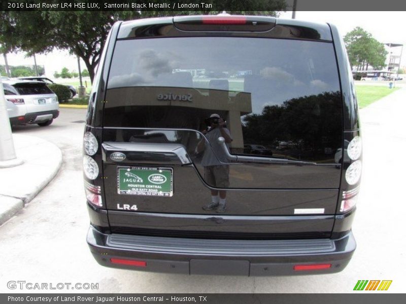Santorini Black Metallic / London Tan 2016 Land Rover LR4 HSE LUX