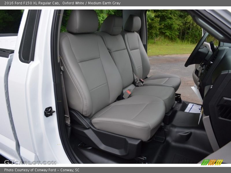  2016 F150 XL Regular Cab Medium Earth Gray Interior