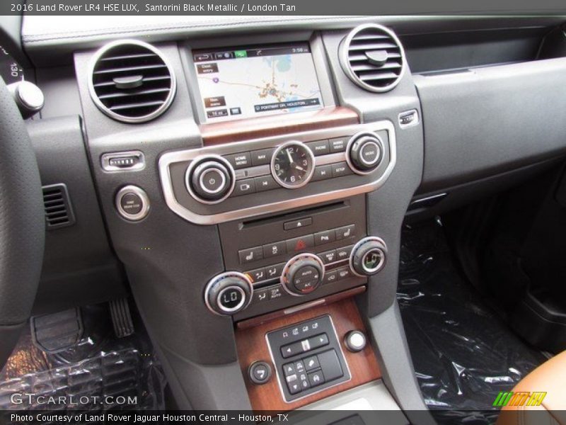 Santorini Black Metallic / London Tan 2016 Land Rover LR4 HSE LUX
