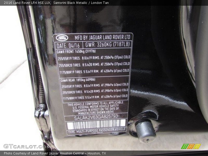 Santorini Black Metallic / London Tan 2016 Land Rover LR4 HSE LUX