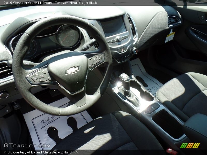 Tungsten Metallic / Jet Black 2016 Chevrolet Cruze LT Sedan