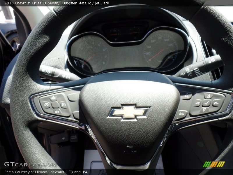 Tungsten Metallic / Jet Black 2016 Chevrolet Cruze LT Sedan