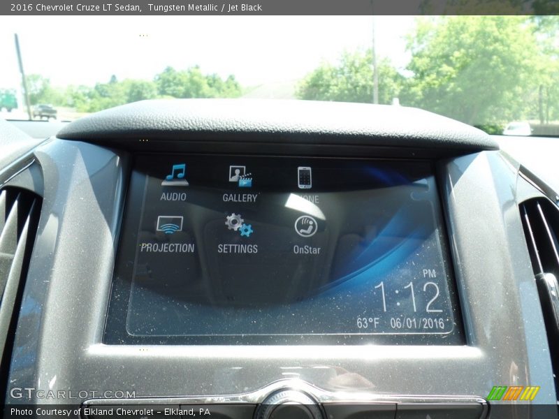 Tungsten Metallic / Jet Black 2016 Chevrolet Cruze LT Sedan