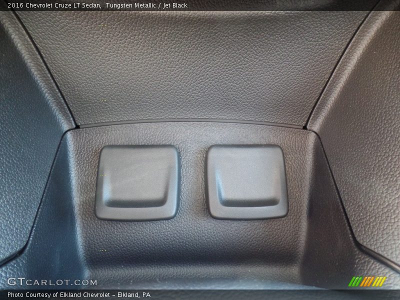 Tungsten Metallic / Jet Black 2016 Chevrolet Cruze LT Sedan