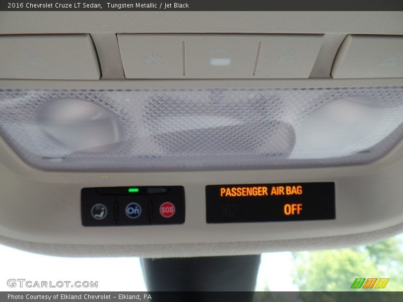 Tungsten Metallic / Jet Black 2016 Chevrolet Cruze LT Sedan