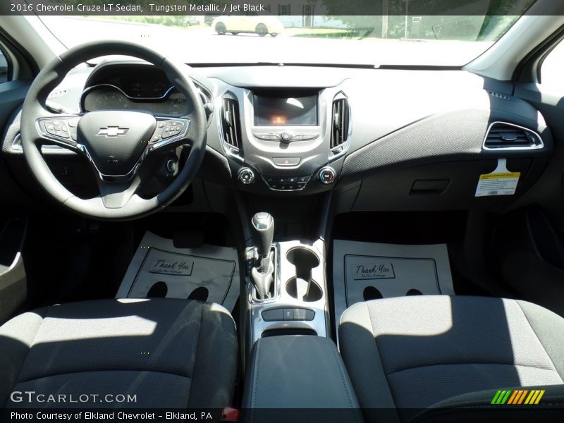 Tungsten Metallic / Jet Black 2016 Chevrolet Cruze LT Sedan