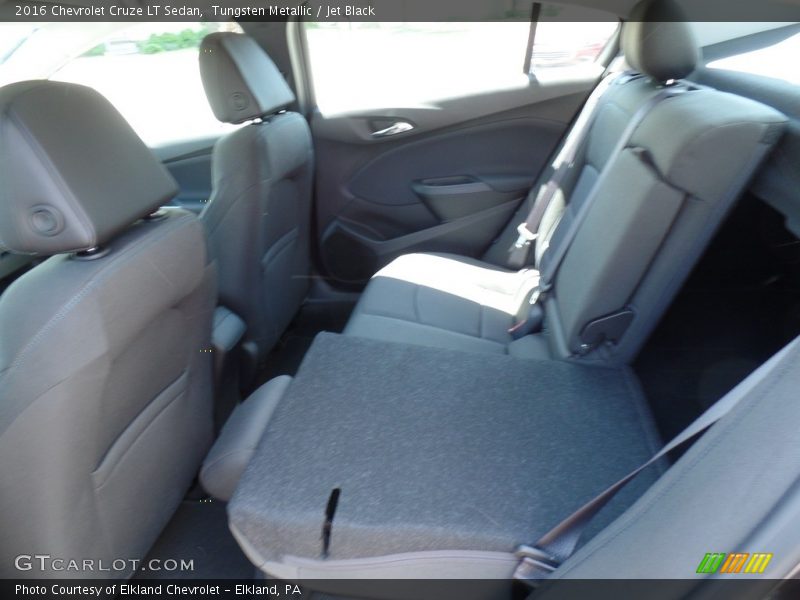 Tungsten Metallic / Jet Black 2016 Chevrolet Cruze LT Sedan