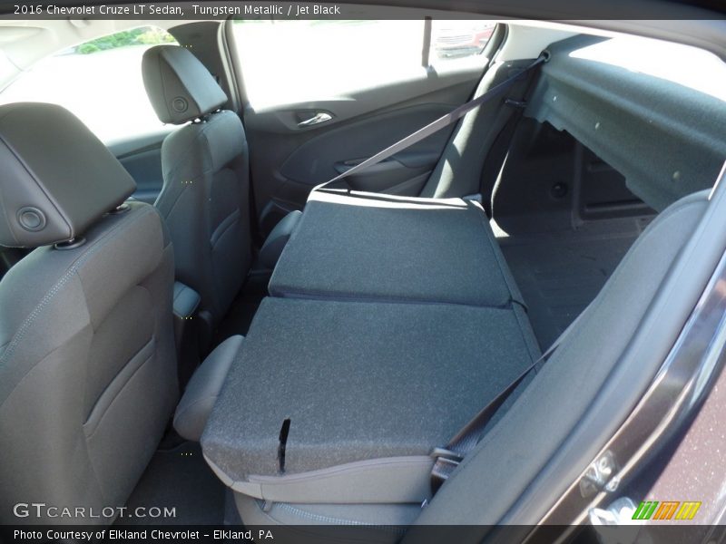 Tungsten Metallic / Jet Black 2016 Chevrolet Cruze LT Sedan
