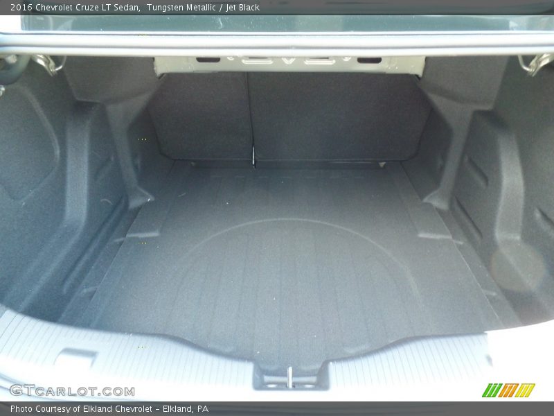 Tungsten Metallic / Jet Black 2016 Chevrolet Cruze LT Sedan