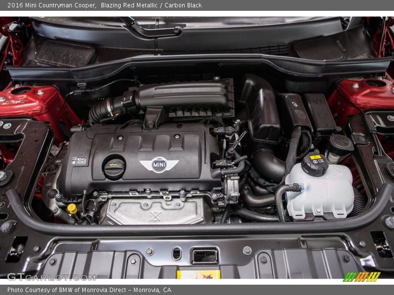 Blazing Red Metallic / Carbon Black 2016 Mini Countryman Cooper