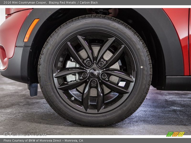 Blazing Red Metallic / Carbon Black 2016 Mini Countryman Cooper