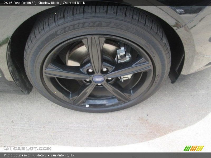 Shadow Black / Charcoal Black 2016 Ford Fusion SE