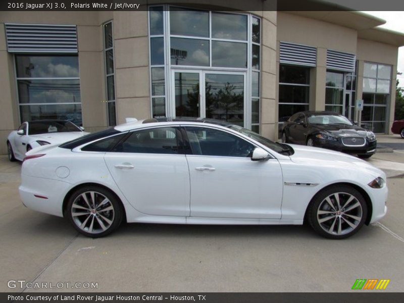 Polaris White / Jet/Ivory 2016 Jaguar XJ 3.0