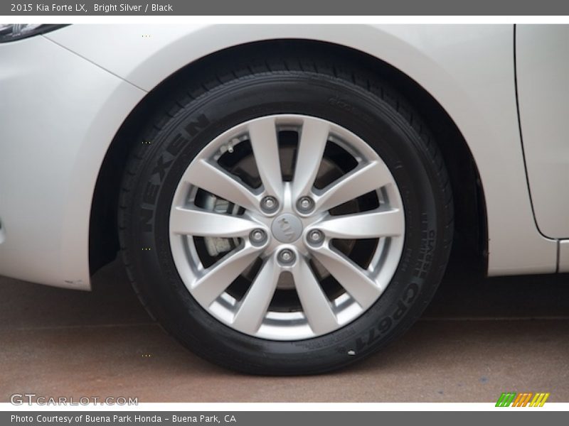 Bright Silver / Black 2015 Kia Forte LX