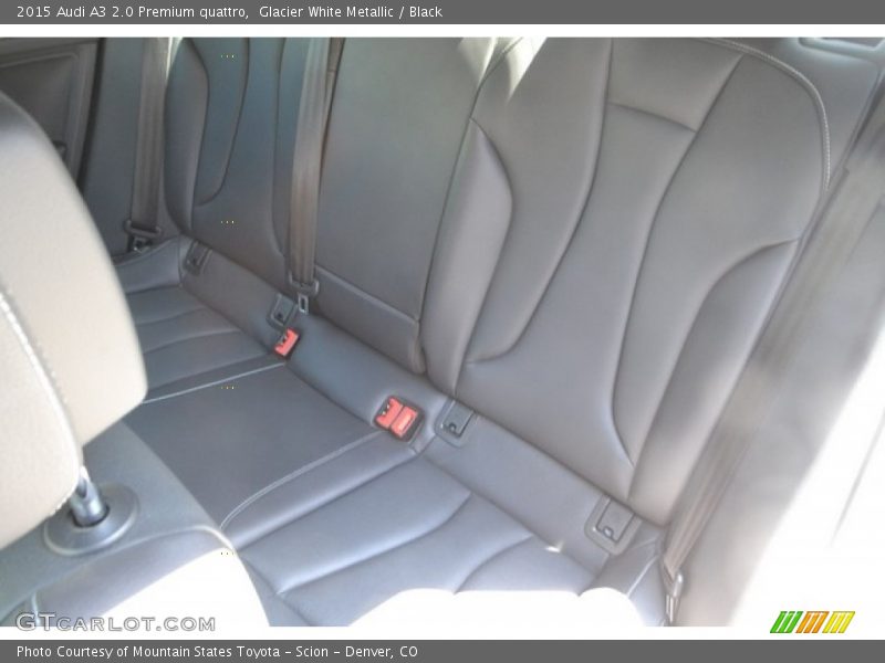 Glacier White Metallic / Black 2015 Audi A3 2.0 Premium quattro