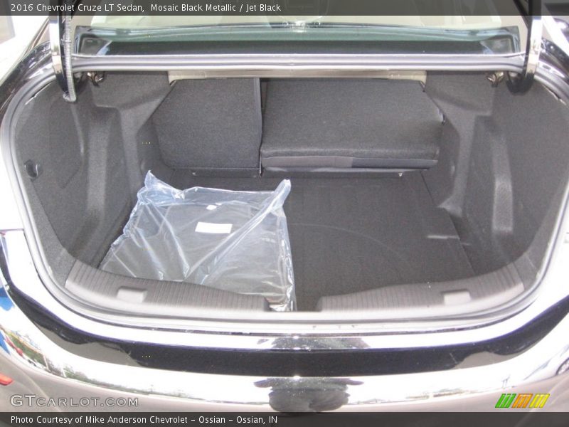 Mosaic Black Metallic / Jet Black 2016 Chevrolet Cruze LT Sedan