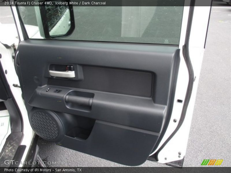 Iceberg White / Dark Charcoal 2014 Toyota FJ Cruiser 4WD