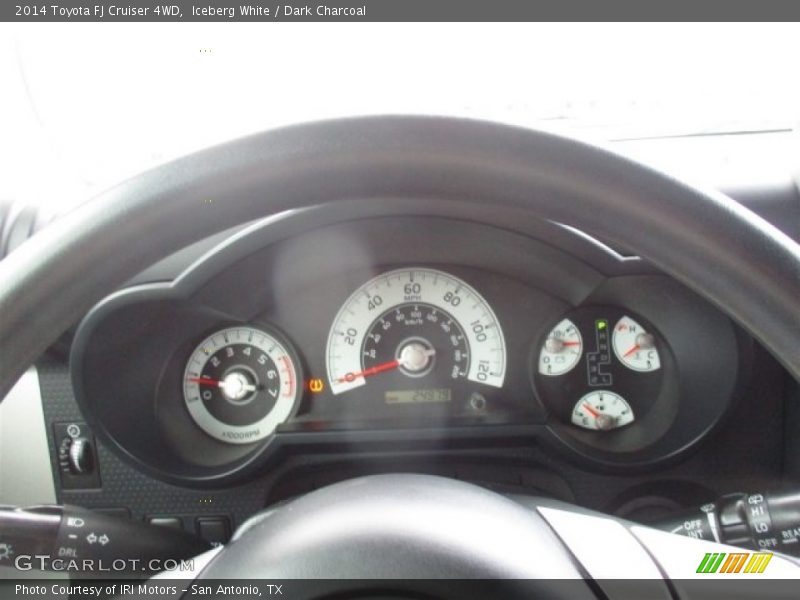 Iceberg White / Dark Charcoal 2014 Toyota FJ Cruiser 4WD