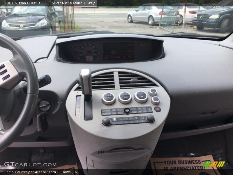 Silver Mist Metallic / Gray 2004 Nissan Quest 3.5 SE