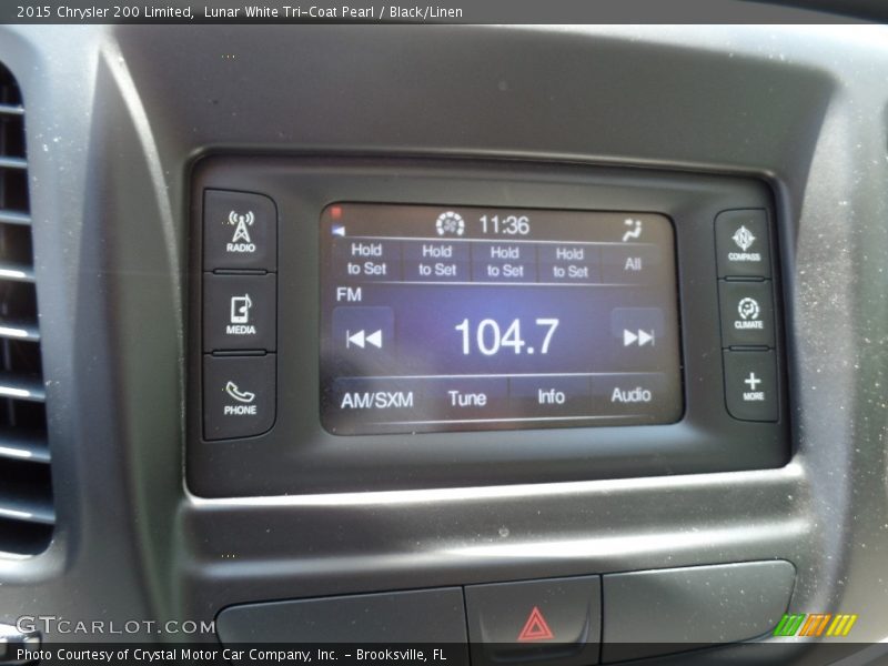 Lunar White Tri-Coat Pearl / Black/Linen 2015 Chrysler 200 Limited