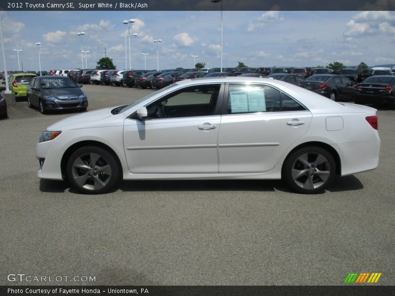 Super White / Black/Ash 2012 Toyota Camry SE
