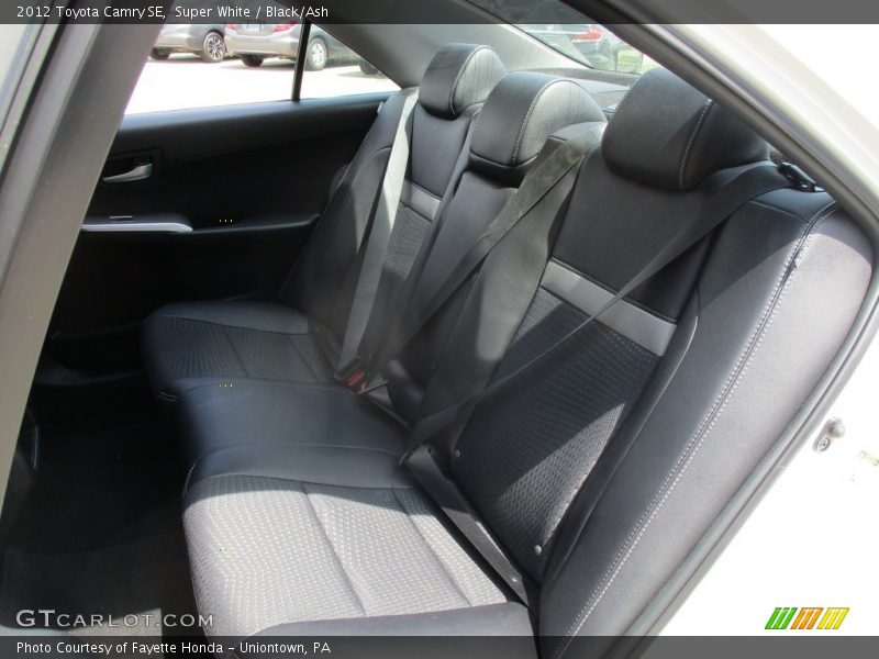 Super White / Black/Ash 2012 Toyota Camry SE