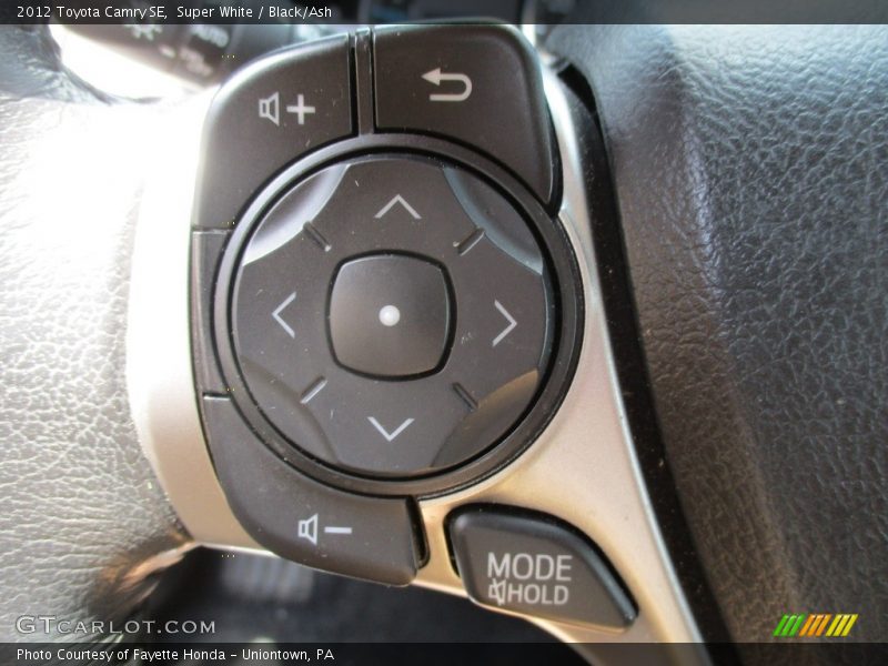 Super White / Black/Ash 2012 Toyota Camry SE