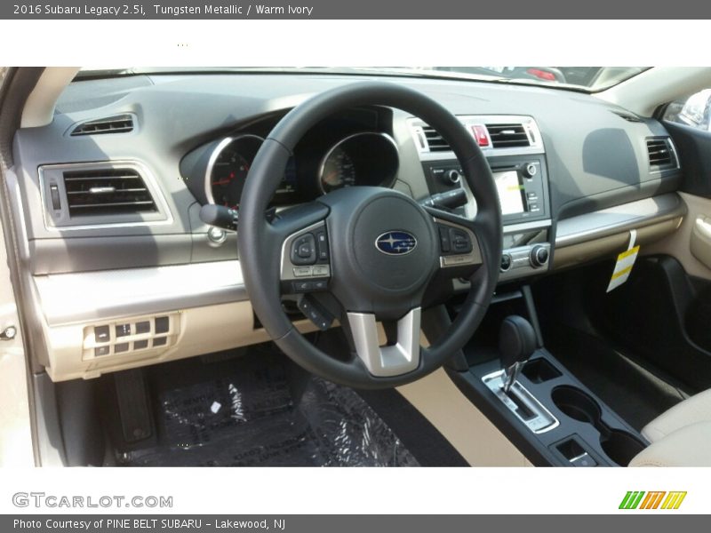 Tungsten Metallic / Warm Ivory 2016 Subaru Legacy 2.5i