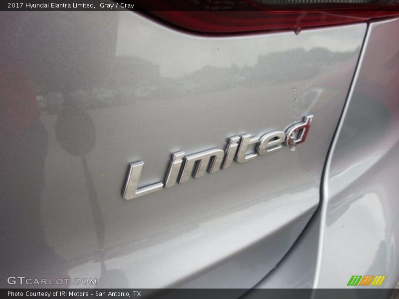 Gray / Gray 2017 Hyundai Elantra Limited