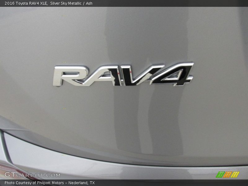 Silver Sky Metallic / Ash 2016 Toyota RAV4 XLE