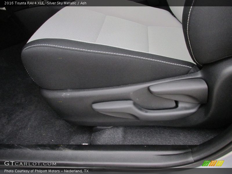 Silver Sky Metallic / Ash 2016 Toyota RAV4 XLE
