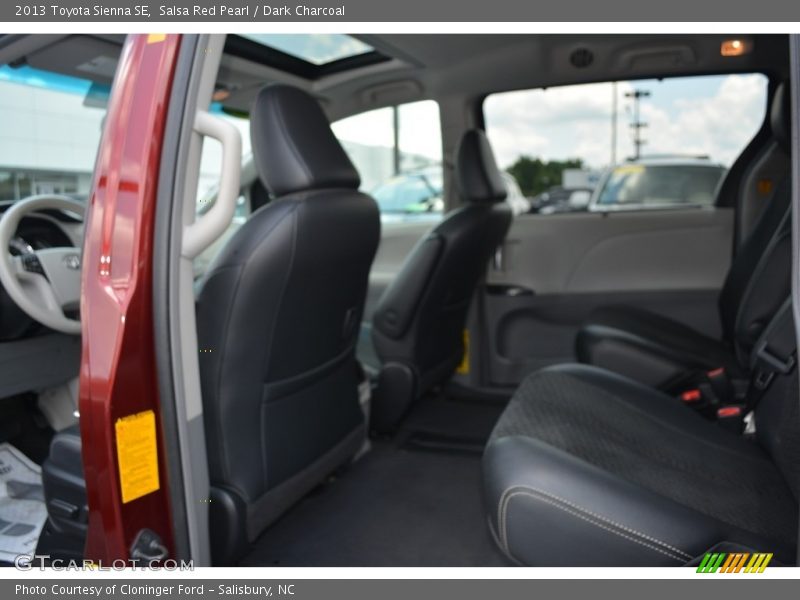 Salsa Red Pearl / Dark Charcoal 2013 Toyota Sienna SE