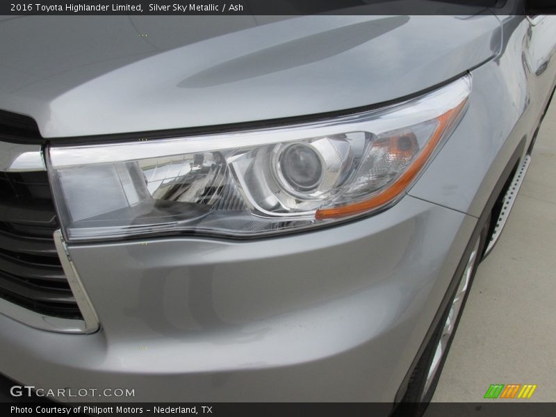 Silver Sky Metallic / Ash 2016 Toyota Highlander Limited