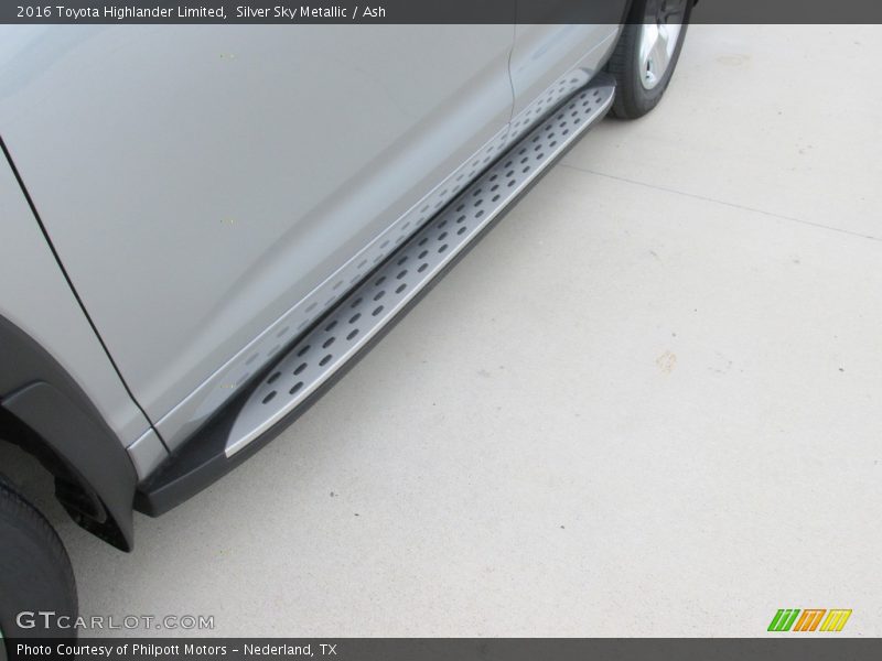 Silver Sky Metallic / Ash 2016 Toyota Highlander Limited