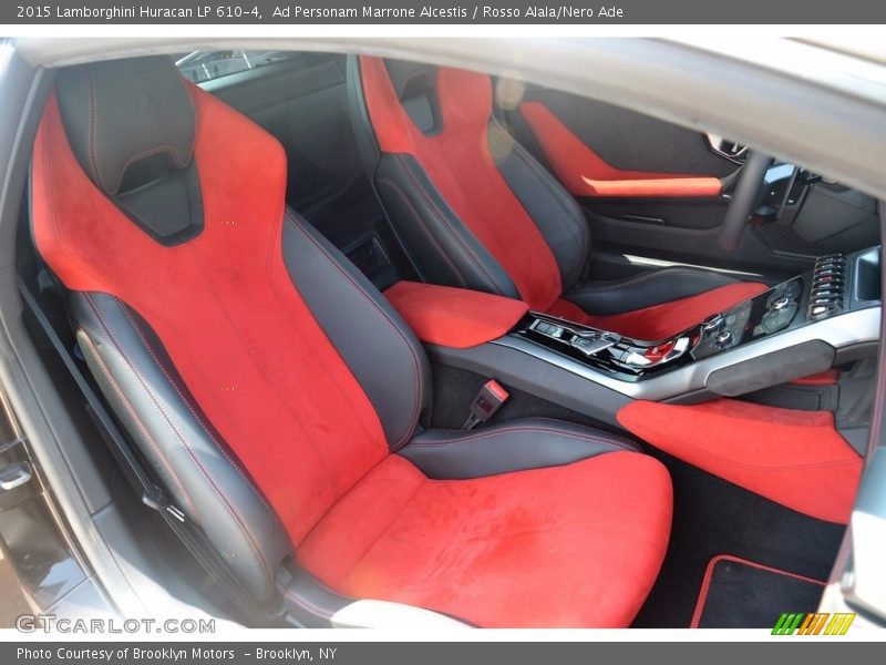 Front Seat of 2015 Huracan LP 610-4