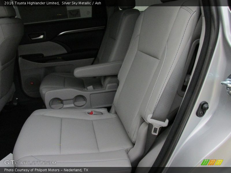 Silver Sky Metallic / Ash 2016 Toyota Highlander Limited